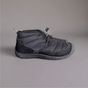 KEEN Women's Howser II Chukka Boot Black 9.5